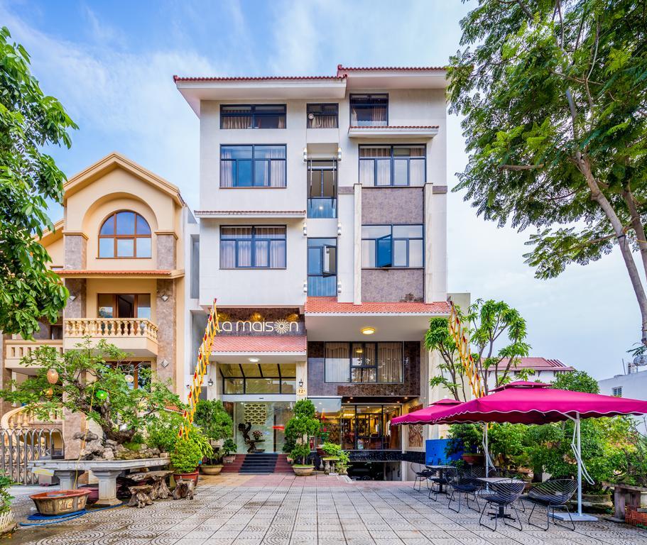 La Maison Danang Beach Hotel Exterior photo
